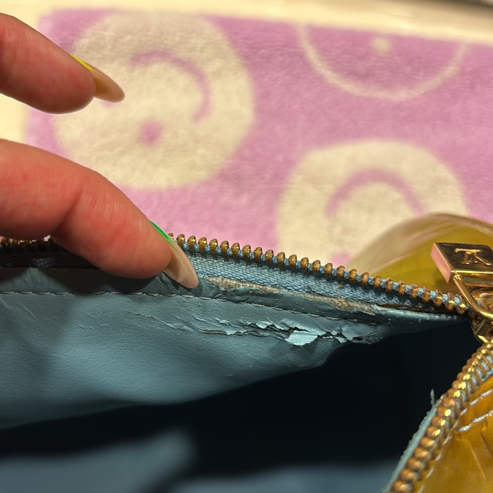 LV Vernis Papillion bag - Picture 11 of 12